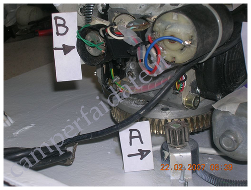 parabola-motorizzata-con controlbox-8-camperfaidate.it