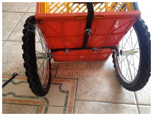 carrellino-appendice-per-bici-9-camperfaidate.it