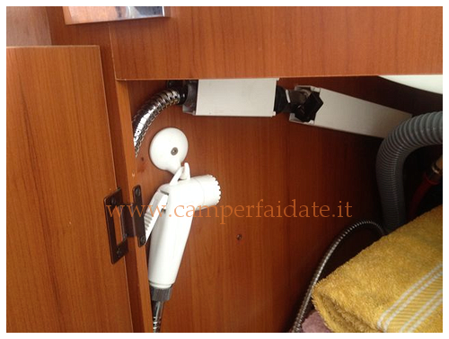 doccetta-per-bidet-3-camperfaidate.it