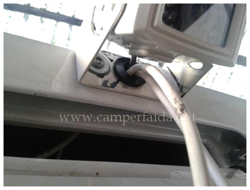 luce-posteriore-2-camperfaidate.it