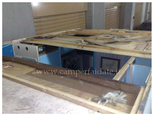 riparazione-e-ricostruzione-5-camperfaidate.it