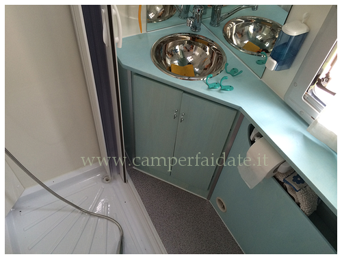 rifacimento-bagno- 7-camperfaidate.it