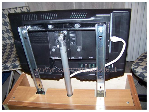 porta-tv-a-scomparsa-10-camperfaidate.it
