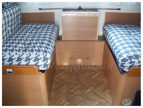 porta-tv-a-scomparsa-12-camperfaidate.it