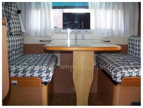 porta-tv-a-scomparsa-14-camperfaidate.it