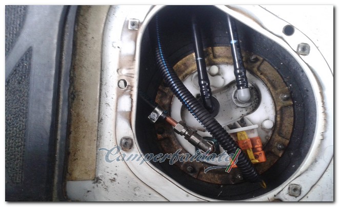 installazione-eberspacher-airtronic-2.2-04-camperfaidate