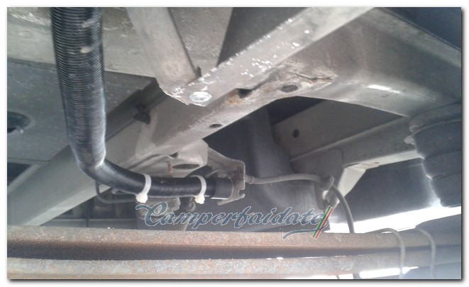 installazione-eberspacher-airtronic-2.2-09-camperfaidate