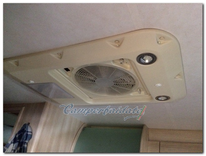 modifica-illuminazione-plafoniera-01-camperfaidate