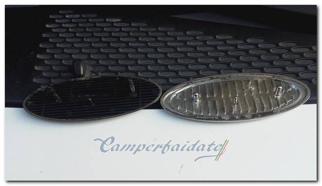 sostituzione logo ford transit02