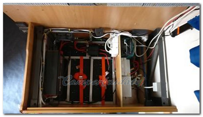 idoppia batteria con inverter07